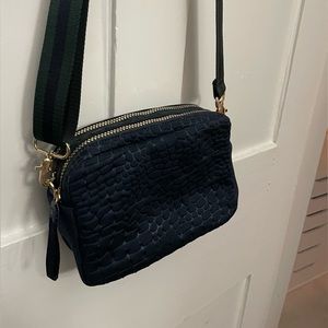 Stella & Dot Crush it Camera Bag